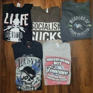 Lot of 5 Sz M Mens T-Shirts, NWOT and Gently Worn